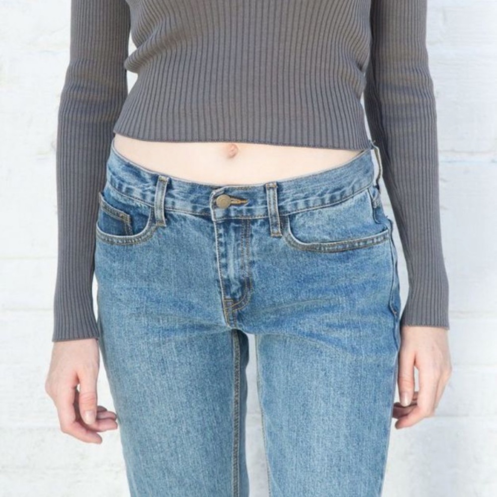Brandy Melville sweater